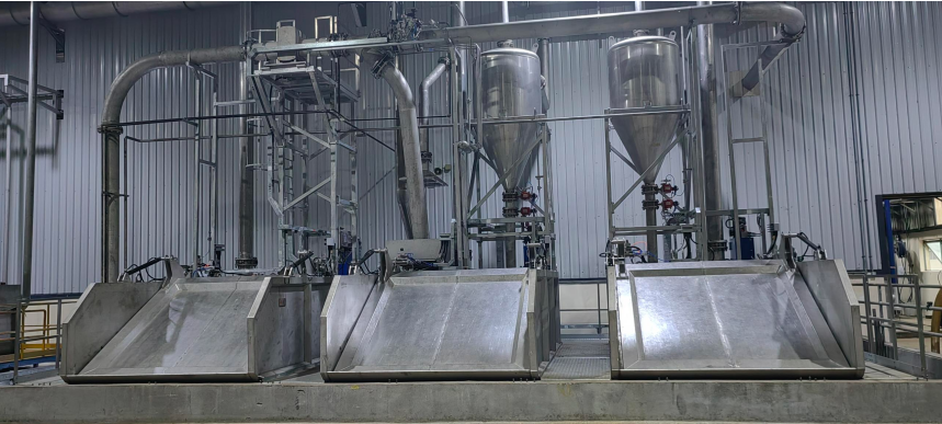 1737533993779234.jpg 马来西亚家禽屠宰废弃物.jpg